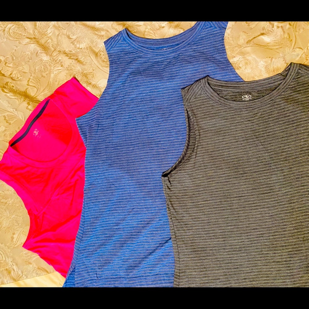 Athletic Wear Top Lot
